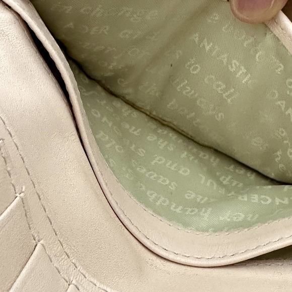 Kate Spade New York Cameron Street Stacy Bifold Rose Gold Metallic Wallet - Picture 8 of 9